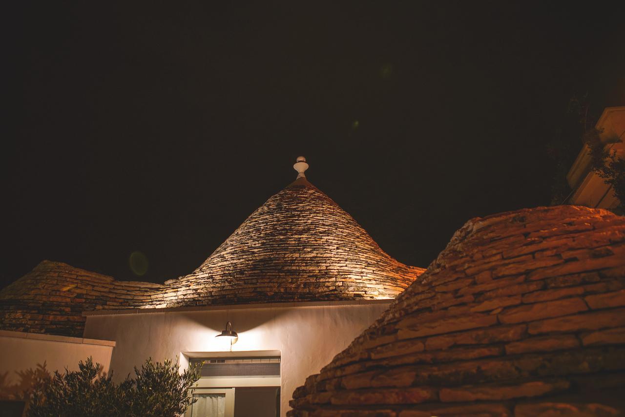 Trullo Essenza-Trulli Anti Charme & Relax Bed and Breakfast Alberobello Exteriör bild