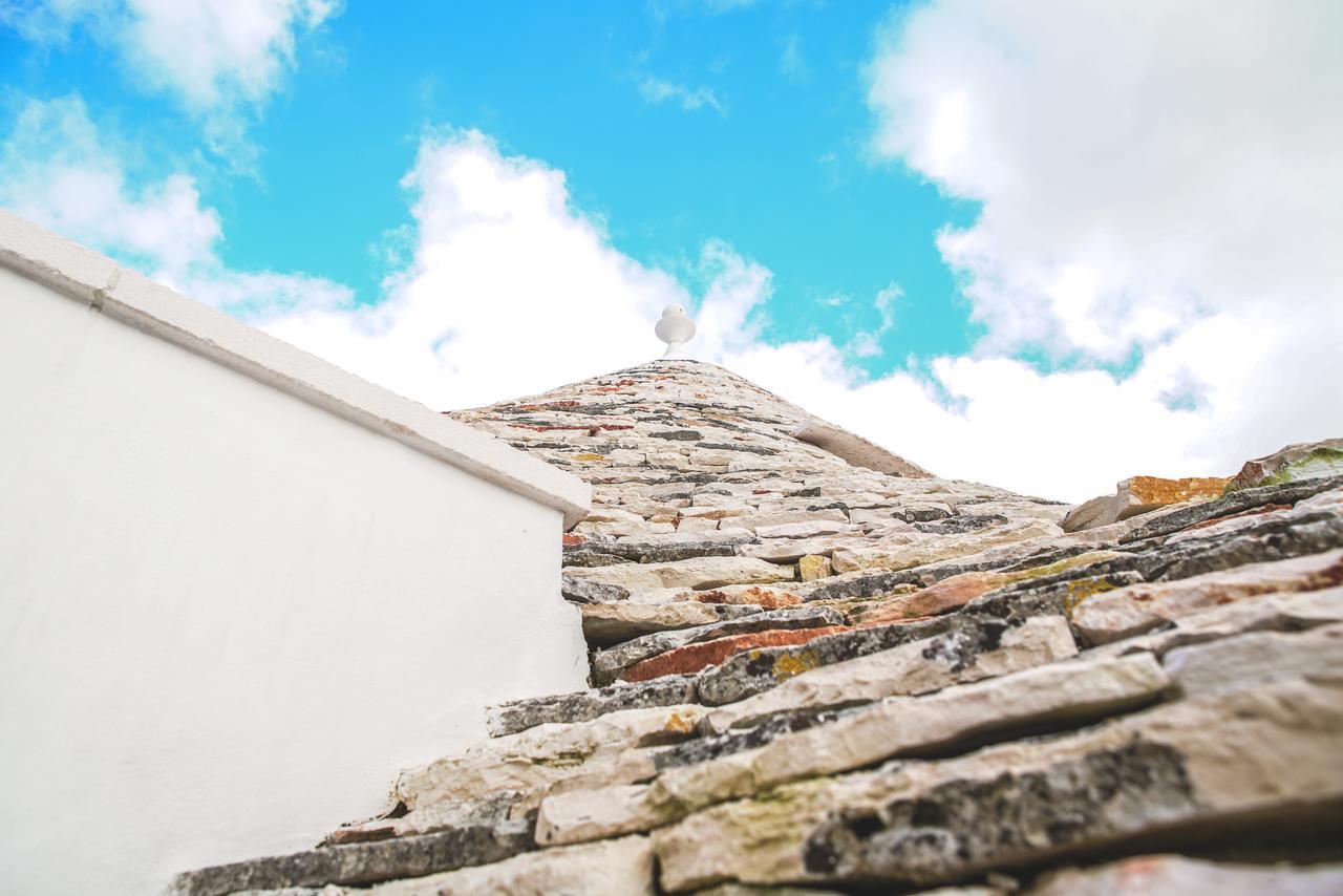 Trullo Essenza-Trulli Anti Charme & Relax Bed and Breakfast Alberobello Exteriör bild