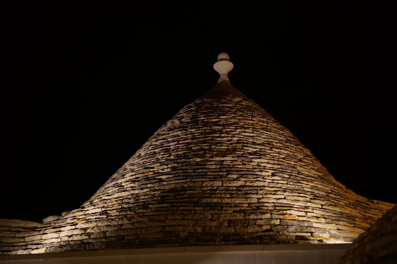 Trullo Essenza-Trulli Anti Charme & Relax Bed and Breakfast Alberobello Exteriör bild